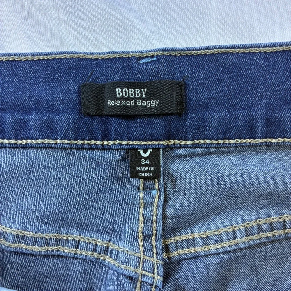 True Religion Bobby Relaxed Baggy Jean Medium Blaze Wash TR Applique Mens 34 NEW